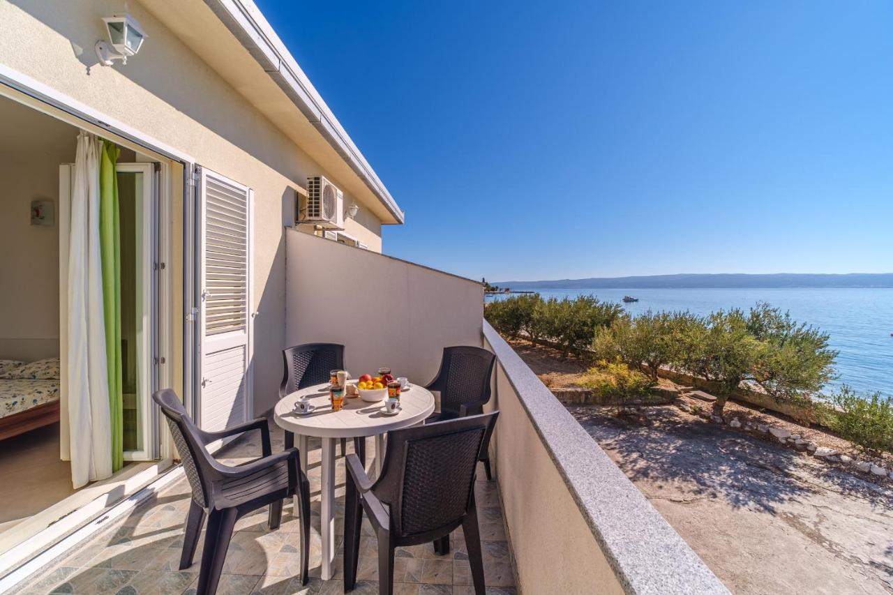 Beach Paradise Apartments 珀德垂那 外观 照片