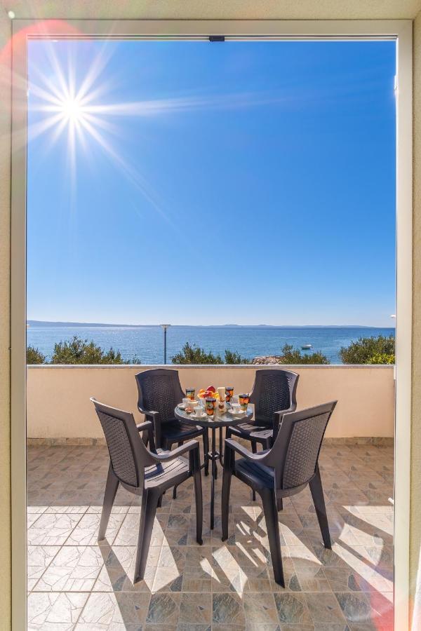 Beach Paradise Apartments 珀德垂那 外观 照片