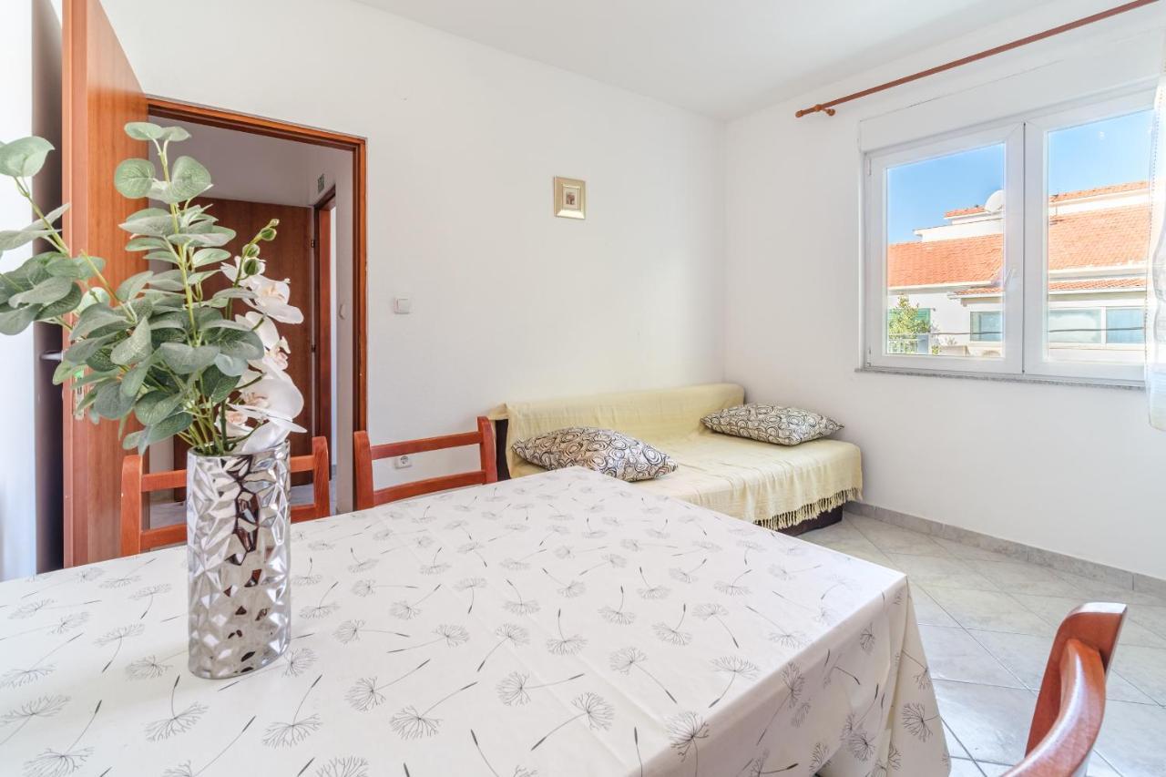 Beach Paradise Apartments 珀德垂那 外观 照片