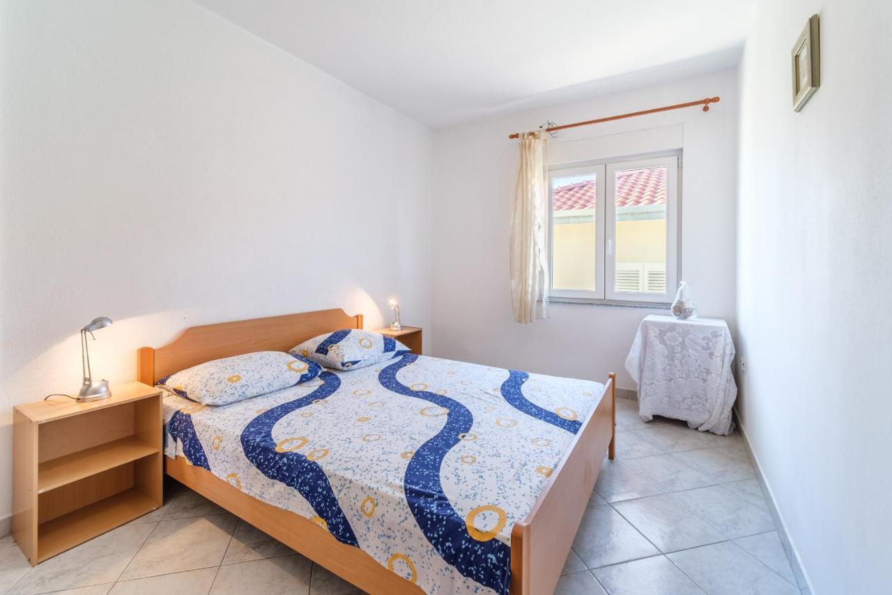 Beach Paradise Apartments 珀德垂那 外观 照片