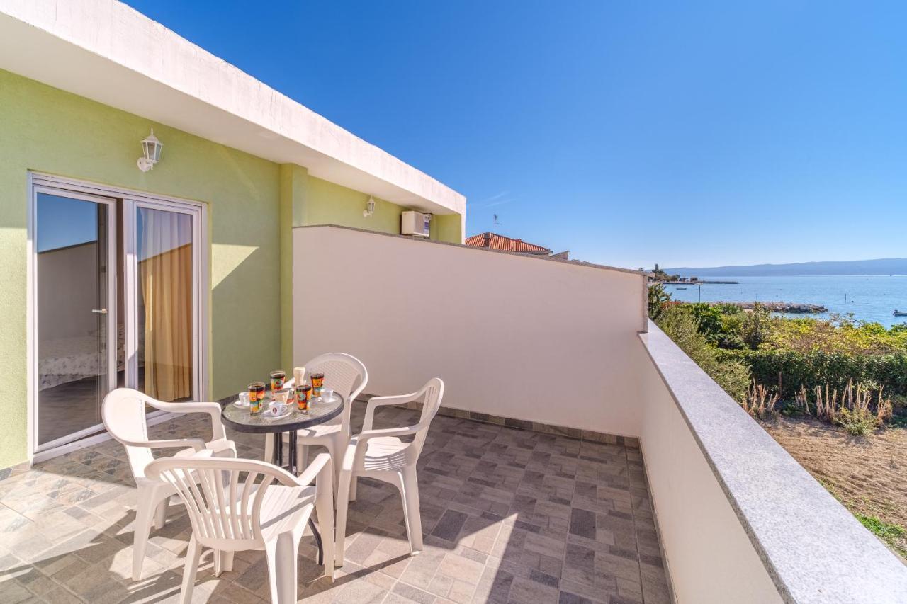 Beach Paradise Apartments 珀德垂那 外观 照片