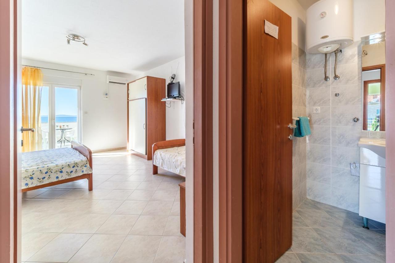 Beach Paradise Apartments 珀德垂那 外观 照片