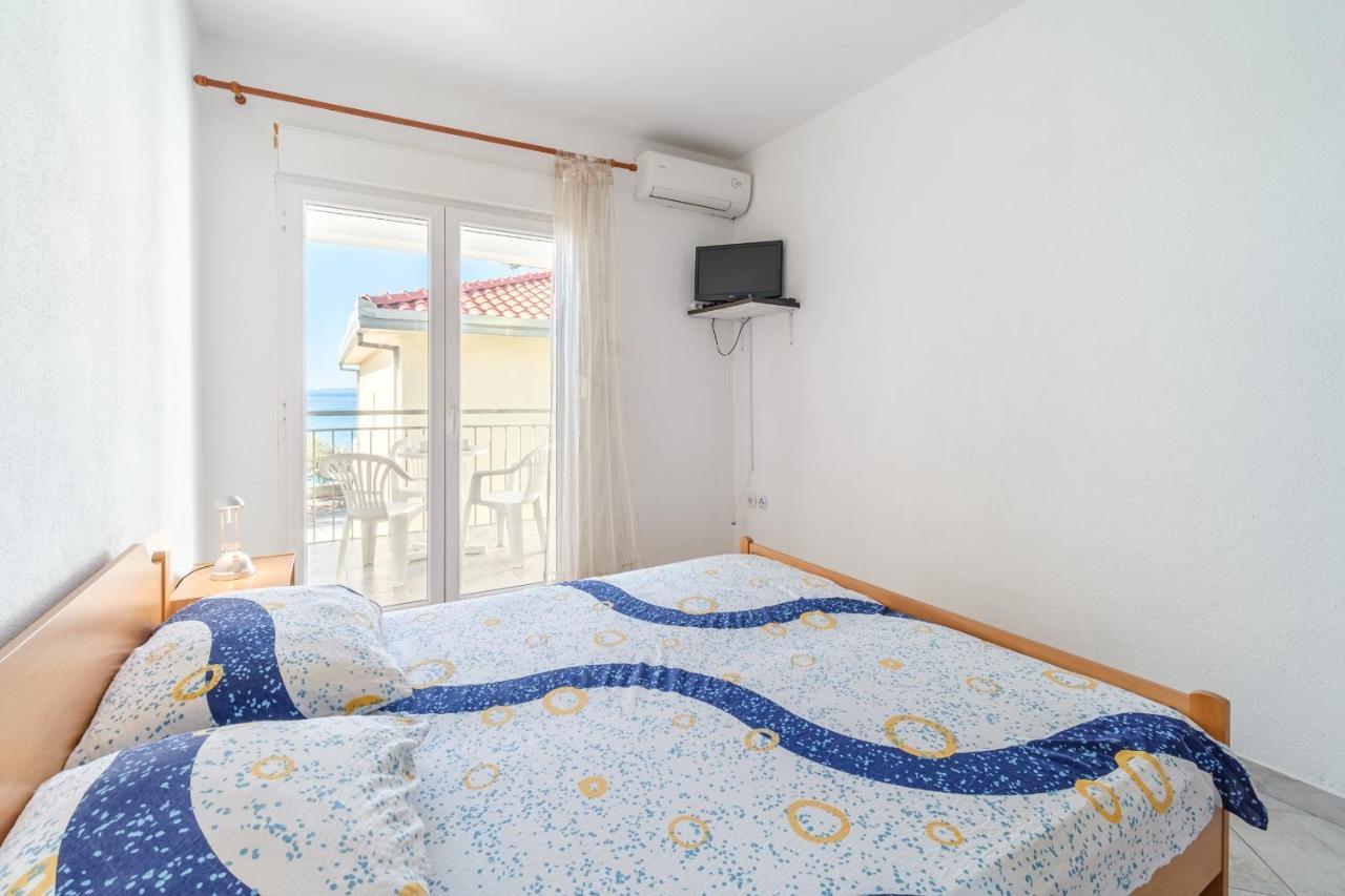 Beach Paradise Apartments 珀德垂那 外观 照片
