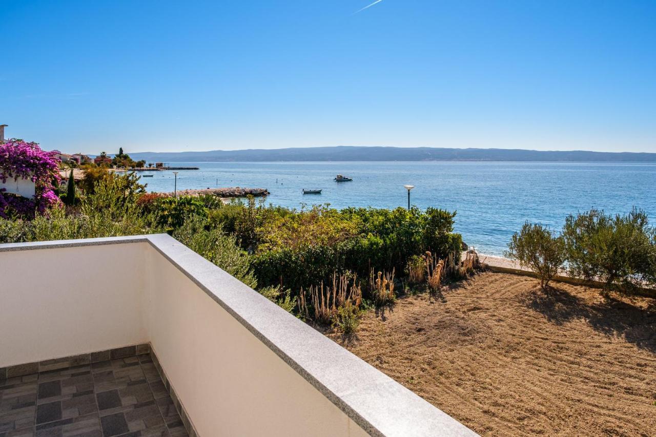 Beach Paradise Apartments 珀德垂那 外观 照片
