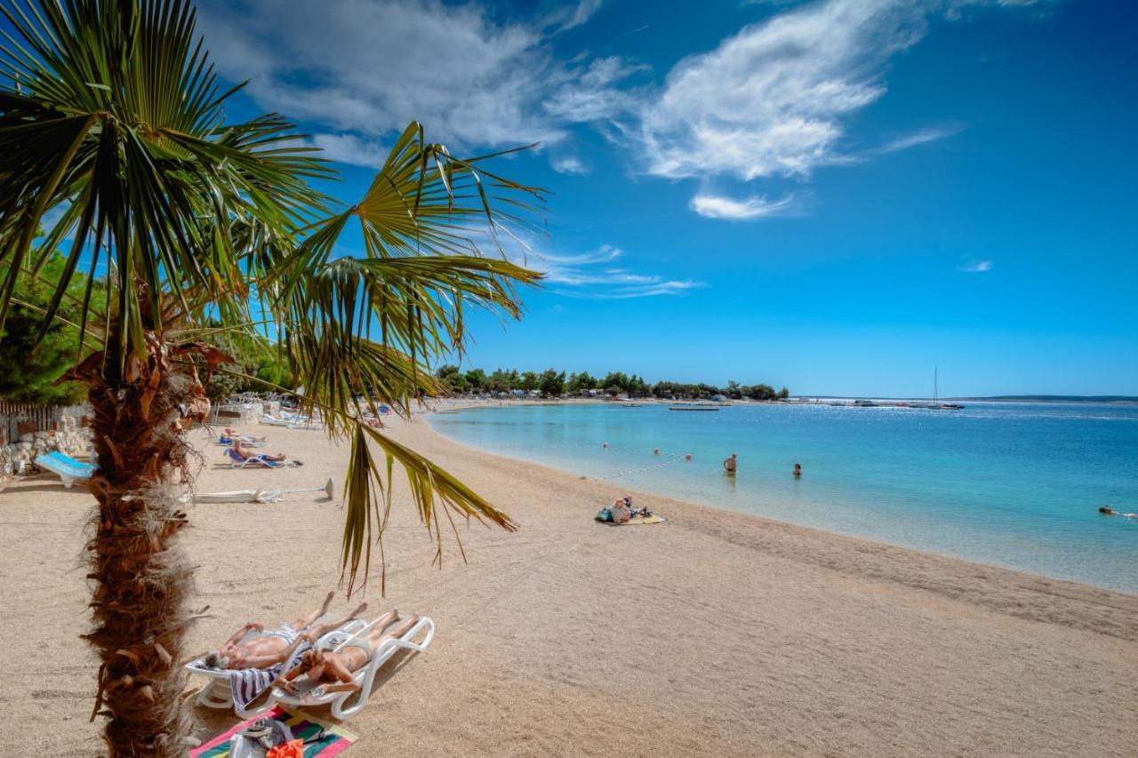 Beach Paradise Apartments 珀德垂那 外观 照片